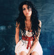 El vestido de Amy Winehouse se subastó en Londres