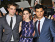 Kristen Stewart, Robert Pattinson und Taylor en la premier de "Amanecer parte 1" en Los Ángeles