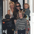 Angelina Jolie con todos sus hijos Angelina Jolie con todos sus hijos