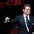 Los singles más exitosos también se comercializarán en soporte de disco de vinilo de 45 rpm Los singles más exitosos también se comercializarán en soporte de disco de vinilo de 45 rpm
