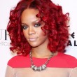 Rihanna celebró su cumpleaños actuando en el All Star Game de la NBA