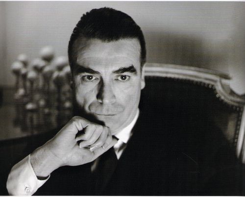 Balenciaga - Cristóbal Balenciaga es considerado el padre de la alta costura, y ahora ha sido homenajeado por doce diseñadores vascos